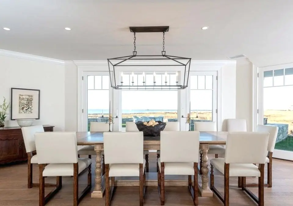 Placement Tips for Your Dining Room Chandelier