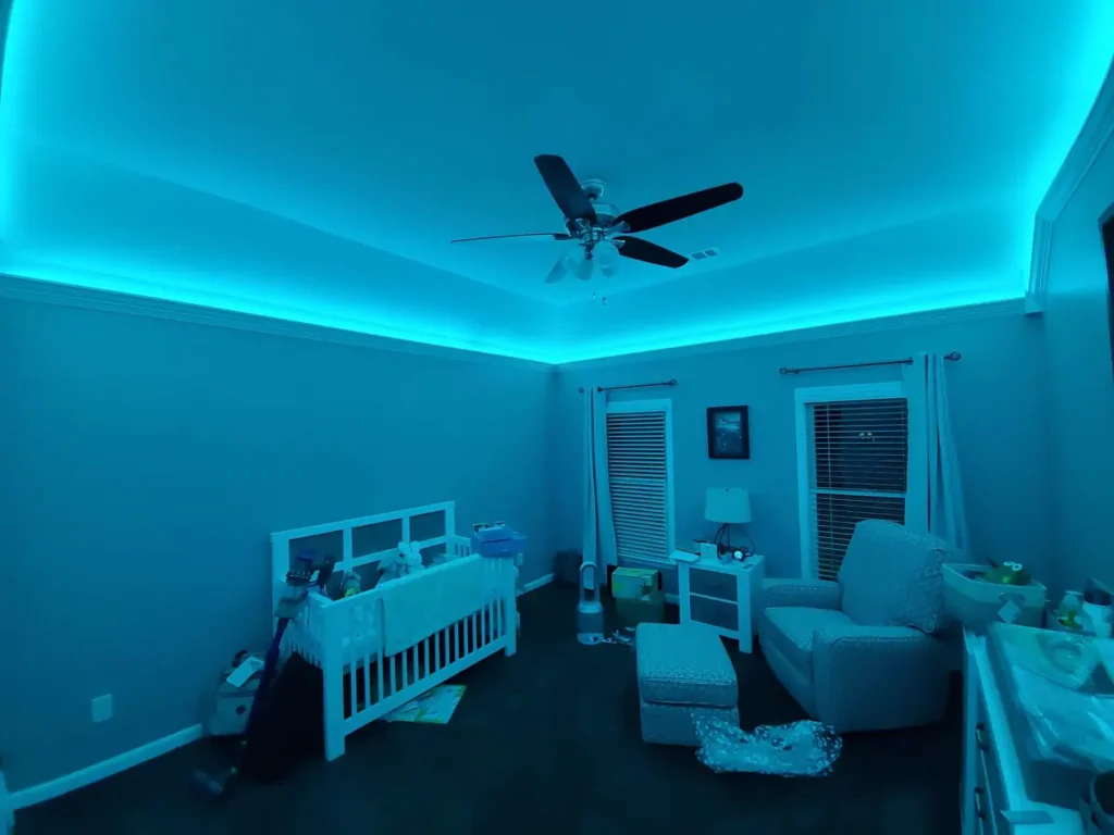Crown Molding with LED Lighting Crown Molding with LED Lighting